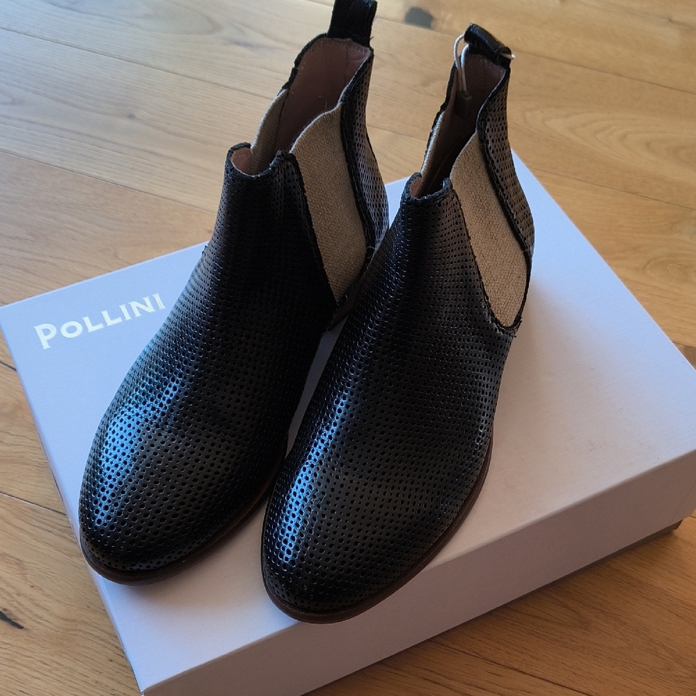 Pollini Black Perforated Leather Chelsea Ankle Boots with Taupe Elastic